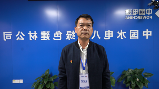 刘卓华.png