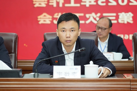 李烨宇(调整)_副本.jpg