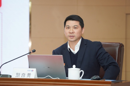 黄启斌_副本.jpg