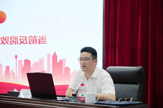 20250711科研设计院2025年廉洁从业专题讲座刘克兵特写(1).jpg